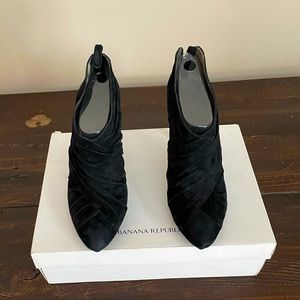 Banana Republic Heeled Booties